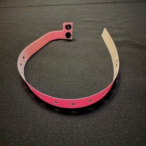 Lot of 400+‎ 1/2" Plastic Wristbands Armbands for Events HOT PINK